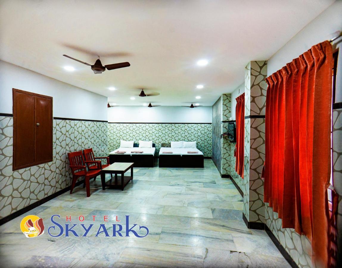 Hotel Skyark Kânyâkumârî Extérieur photo